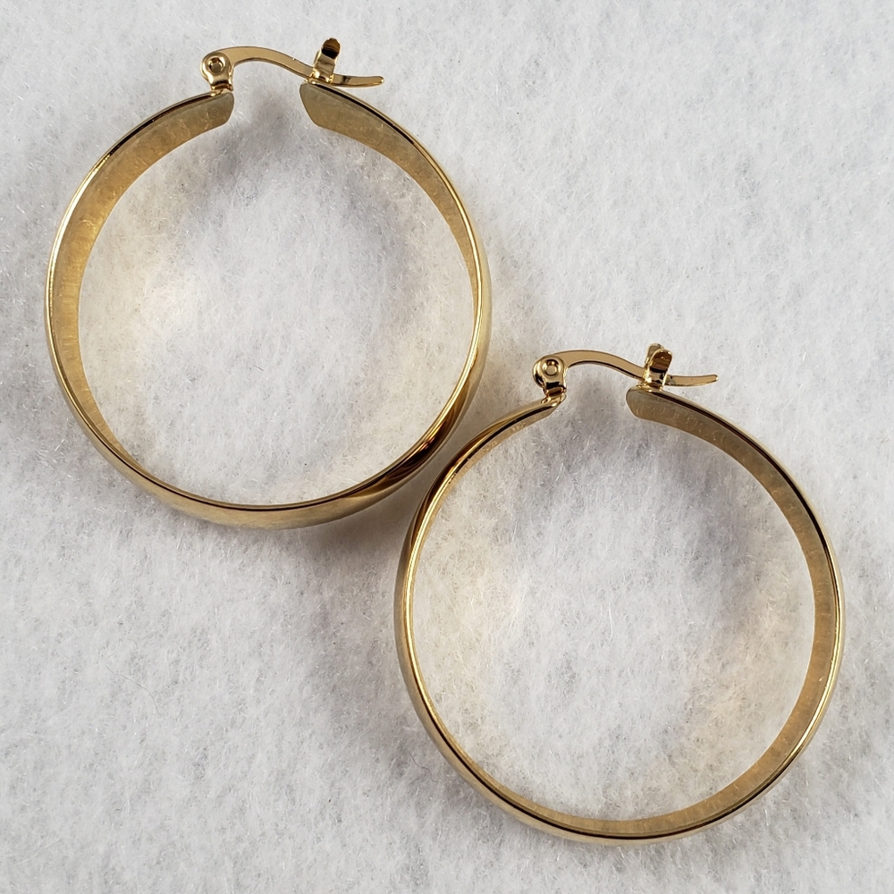 1.5" Chubby Gold Hoops - Picture 4 of 6